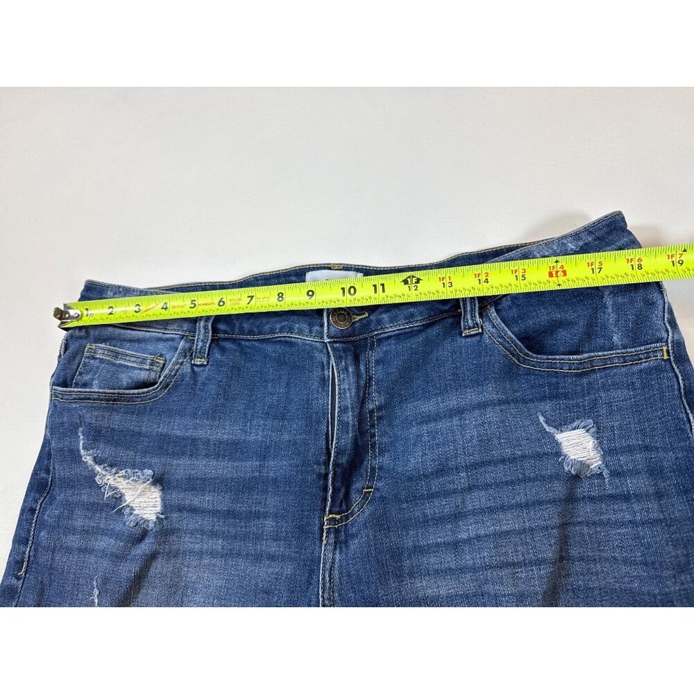 Ms. Cello 1X Distressed Denim Shorts With Frayed Hem & Pockets (HH235) - Picture 3 of 8